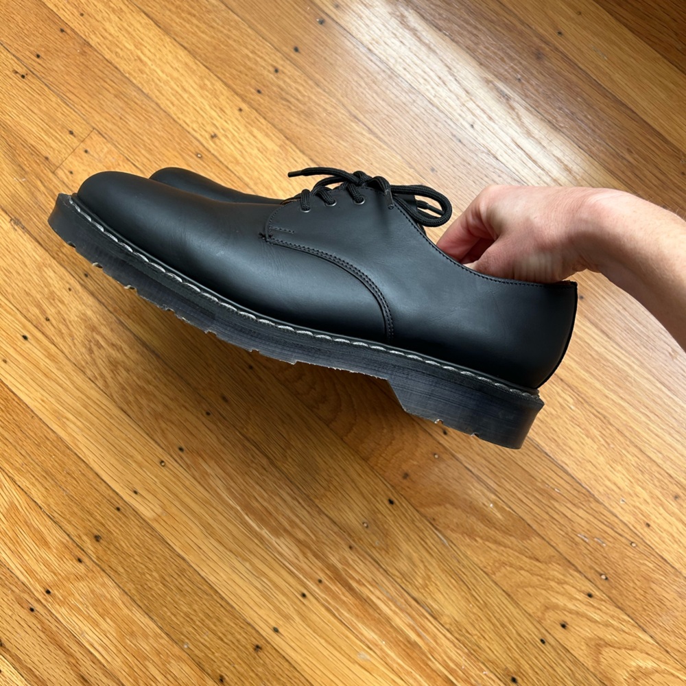 Black Greasy Gibson Shoe